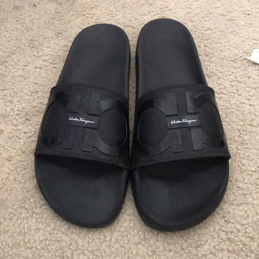 Salvatore Ferragamo Slides Size 12